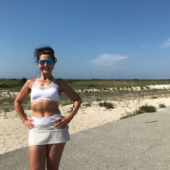 Meet your Posher, Andrea - Picture 7 of 8